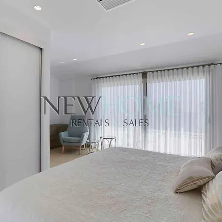 Apartamento ático Capri *