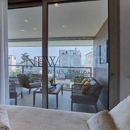 Apartamento ático Capri *